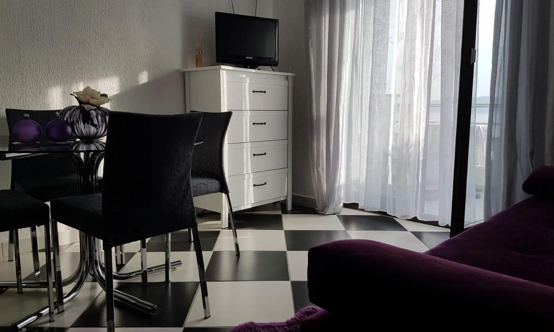 Apartments Marintino Sibinj Krmpotski